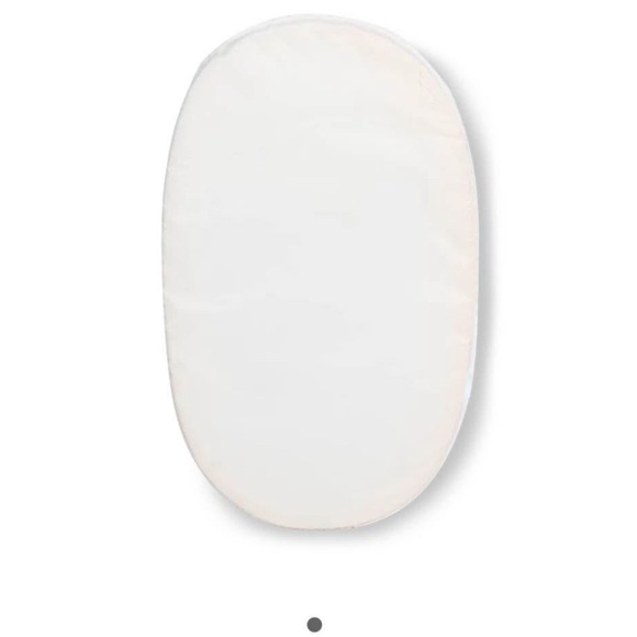 White Oval Baby Crib Sheet - Picture 1 of 1